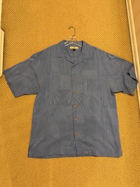 Tommy Bahama Vacation Tropical Button Down Hawaiian Silk Shirt (Men’s Medium)